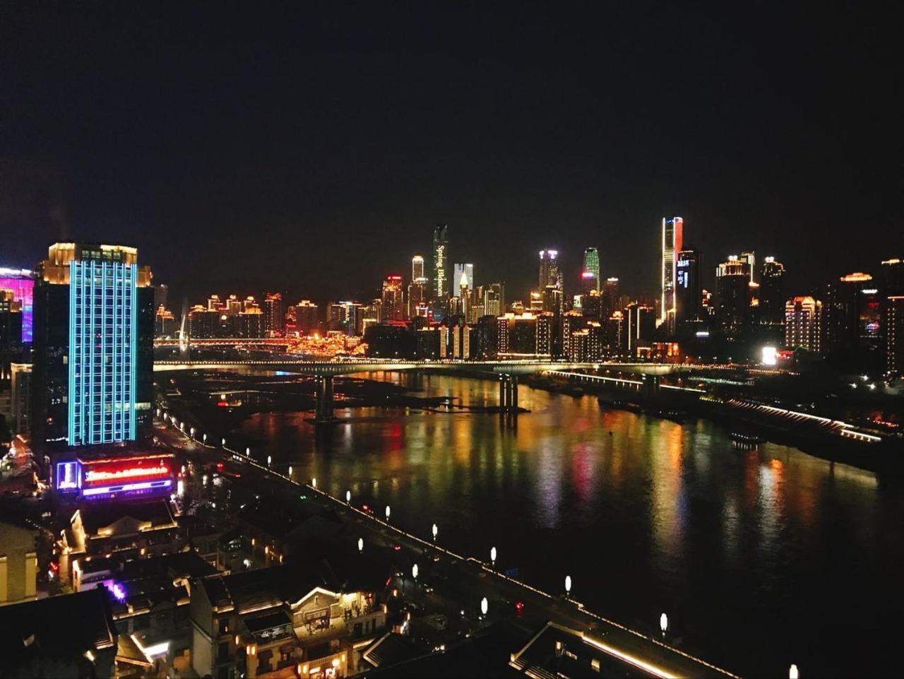 漫途高空酒店洪崖洞夜景店Boutique of Meditation Chongqing Extérieur photo