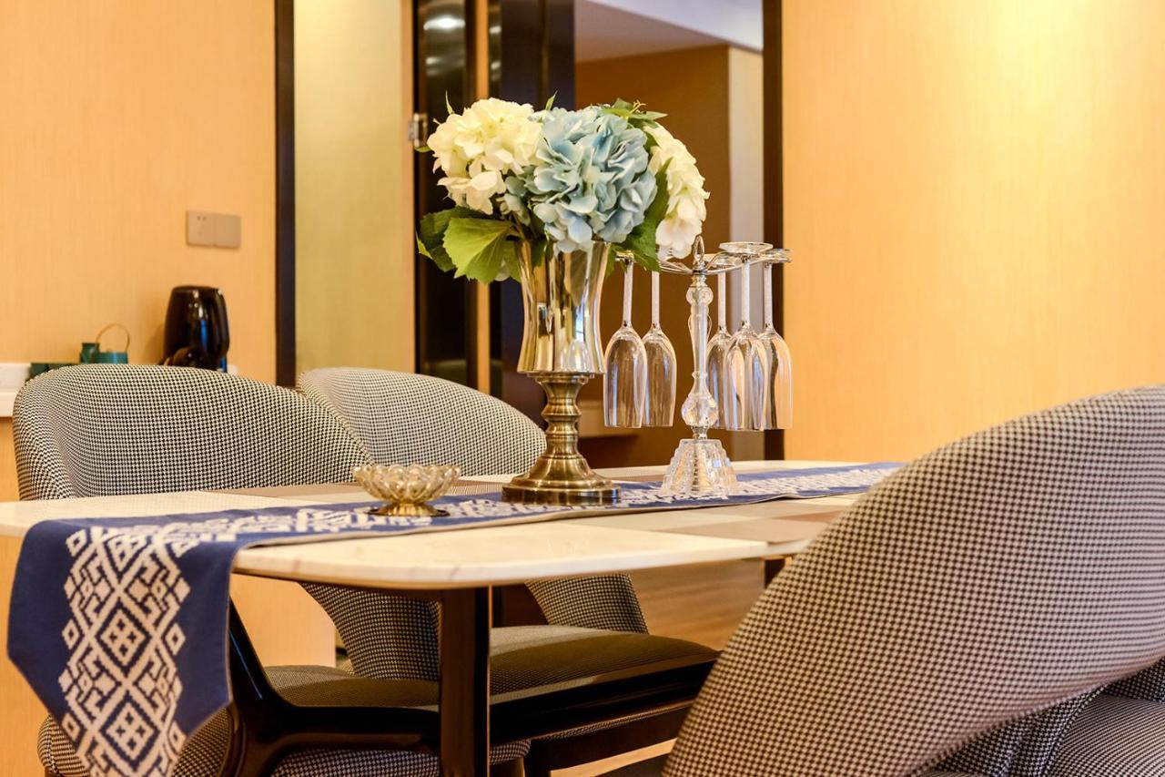 漫途高空酒店洪崖洞夜景店Boutique of Meditation Chongqing Extérieur photo